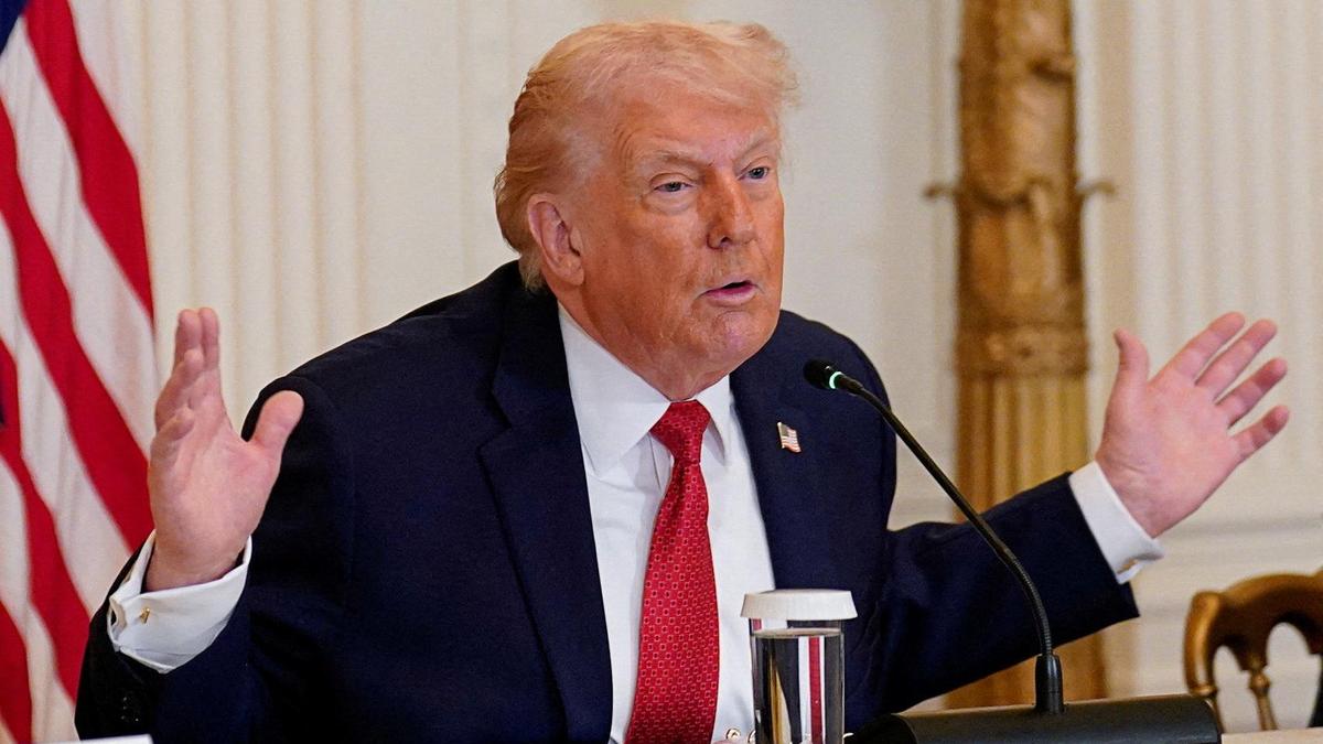 ಭಾರತ ವ್ಯಾಪಾರ ಒಪ್ಪಂದವನ್ನು ಐತಿಹಾಸಿಕ ಮೈಲಿಗಲ್ಲು ಎಂದು ಅಮೆರಿಕ ಅಧ್ಯಕ್ಷ ಟ್ರಂಪ್ ಬಣ್ಣಿಸಿದ್ದಾರೆ.