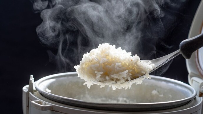 ಸೋಯಾ ಚಂಕ್ಸ್ ಜೊತೆ 50 ಗ್ರಾಂ ಅನ್ನ: ಮನೆಯಲ್ಲಿಯೇ ತಯಾರಿಸಬಹುದಾದ ಸರಳವಾದ ಅಧಿಕ ಪ್ರೋಟೀನ್ ಊಟ.