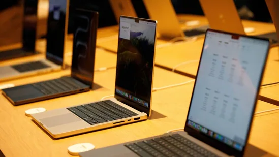 2026 ರಲ್ಲಿ ಆಪಲ್ ಹೆಚ್ಚು ಕೈಗೆಟುಕುವ ಮ್ಯಾಕ್‌ಬುಕ್ ಅನ್ನು ಪರಿಚಯಿಸಬಹುದು: ನಿರೀಕ್ಷಿತ ವೈಶಿಷ್ಟ್ಯಗಳು ಮತ್ತು ಬೆಲೆ ವಿವರಗಳು