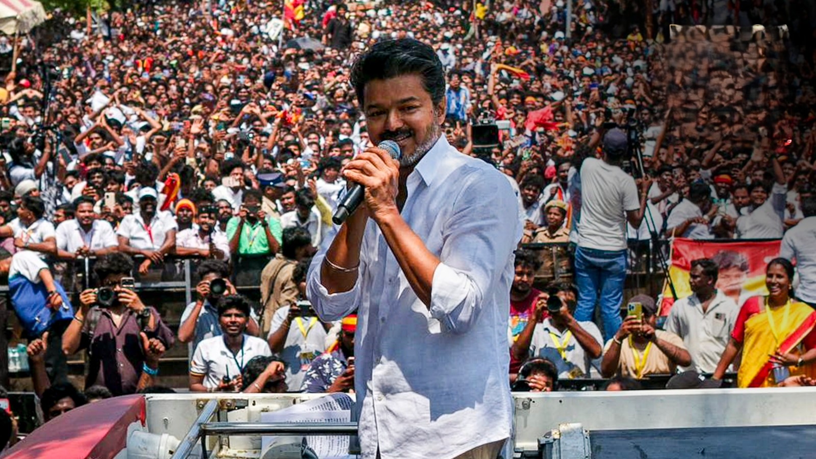 ನಟ ವಿಜಯ್ ತಮ್ಮ ವಾರ್ಷಿಕ ಆದಾಯ ಮತ್ತು ಸಾಲದ ವಿವರಗಳೊಂದಿಗೆ ಒಟ್ಟು 603 ಕೋಟಿ ರೂ. ಆಸ್ತಿಯನ್ನು ಬಹಿರಂಗಪಡಿಸಿದ್ದಾರೆ.